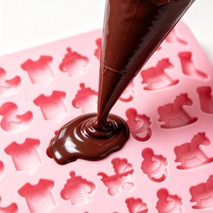 Molde <span class=keywords><strong>de</strong></span> Silicona Antiadherente para Chocolate <span class=keywords><strong>de</strong></span> Baby Shower, con Formas Lindas <span class=keywords><strong>de</strong></span> Mameluco, Biberón, Chupete y Cochecito, para Dulces <span class=keywords><strong>de</strong></span> Chocolate - Product Image 4