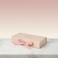 Boîte cadeau de cheesecake haut de gamme avec logo de marque personnalisé, poignée en ruban, fermeture magnétique, finition mate, pour gâteaux sucrés et desserts, adaptée aux aliments