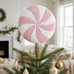 Adorno <span class=keywords><strong>de</strong></span> árbol <span class=keywords><strong>de</strong></span> Navidad <span class=keywords><strong>de</strong></span> lana sherpa rosa menta con remolinos blancos, disco <span class=keywords><strong>de</strong></span> caramelo esponjoso, corona <span class=keywords><strong>de</strong></span> Navidad decorativa - Product Image 1