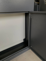Armoire de contrôle industrielle en tôle, fabrication sur mesure, norme ASTM, marque MST, avec roues, modèle MSTC-0040