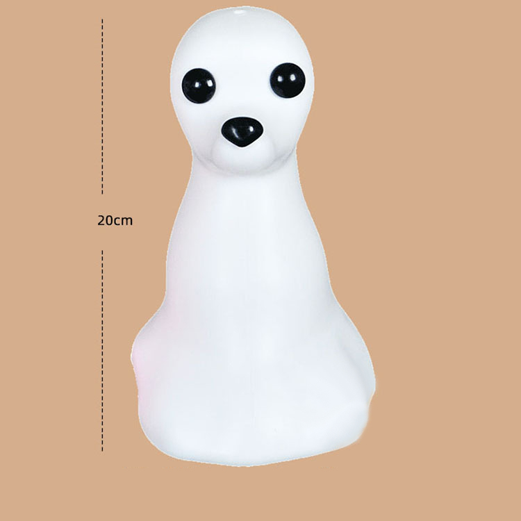 Tête de chien blanc, modèle assis (sans poils)