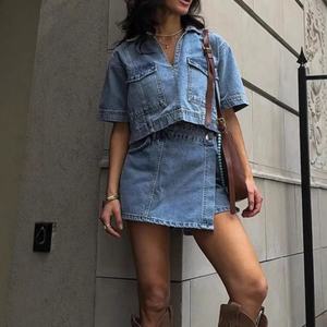 Nouvel Arrivage Ensemble en jean pour femme décontracté, comprenant une veste pull à épaules tombantes et une jupe trapèze taille haute, en denim délavé effet vintage - Product Image 2