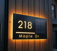 Numéros de maison en acier inoxydable rétroéclairés par des bandes LED solaires avec logo personnalisé, finition mate, étanches IP65, garantie de 2 ans, décoration multiple