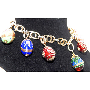 Heavy Turkish-made 14K Gold Egg Charm Pulsera - Product Image 4