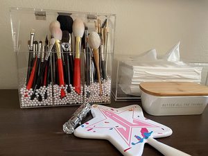 Hộp Đựng Cọ Trang Điểm Có Nắp, Nắp Chống Bụi, Hộp Đựng Đồ Trang Điểm Acrylic Với Hạt Ngọc Trai - Product Image 5