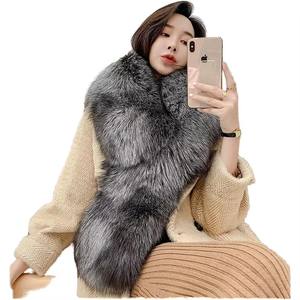 Sciarpa in Vera Pelliccia di Volpe Argentata Naturale, Calda Sciarpa Invernale in Pelliccia di Volpe Bianca, Morbido Collo Lungo in Pelliccia - Product Image 1