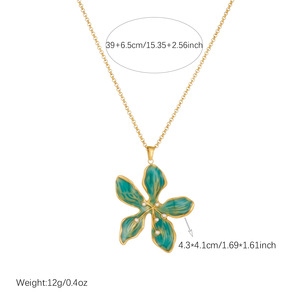 Flower Pendant Necklace Gold Plated Stainless Steel Clavicle Chain Daily Wear Gift Jewelry N4210 - Product Image 4