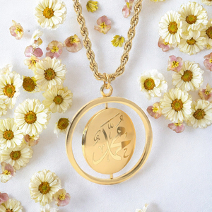 VENTE EN GROS : Collier pendentif islamique rotatif en acier inoxydable plaqué or 18 carats, chaîne à maillons, bijoux religieux, cadeau pour hommes et femmes - Product Image 3