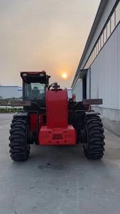 TH735テレハンドラー3.5T 4T容量7M 17M 18M持ち上がる高さ新しい状態ディーゼルエンジンは小売レストランのために動力を与えます - Product Image 5