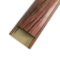 Protector de Cables Premium de Aluminio Rígido Arqueado con Acabado de Madera de Caoba, Duradero, para Espacios Comerciales y de Oficinas