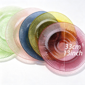 Assiette à dîner en verre coloré à motif soleil radial, 13 pouces, sans plomb, vaisselle décorative pour hôtel, restaurant, mariage, couleurs personnalisées en gros - Product Image 2