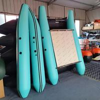Bateau ponton monoplace de 2,6 m pour la pêche avec plateforme pliable, propulseur manuel ou électrique pour lac, rivière et eaux peu profondes