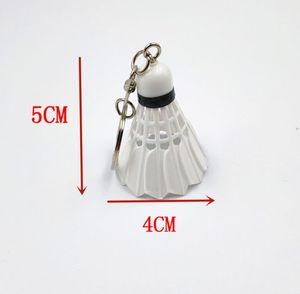 Porte-clés et breloque de sac fantaisie en forme de fausse balle de badminton en plastique, cadeau promotionnel pour le sport et la salle de sport - Product Image 3