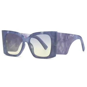 Nouvelles Lunettes de Soleil Rétro UV400 Cat Eye à Grande Monture, Verres Carrés et Branches Larges - Product Image 1