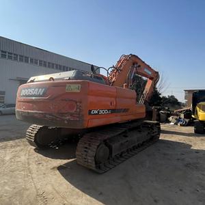 รถขุดมือสอง DOOSAN DX300LC-9 ขนาด 30 ตัน ราคาถูก ใช้งานง่าย ขายอุปกรณ์หนัก - Product Image 2