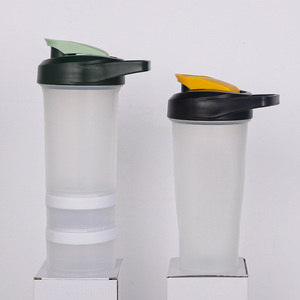 Bouteille d'eau de sport en plastique sans BPA avec logo personnalisé en gros, 400 ml, 600 ml, gobelet Haker, shaker de protéines pour la salle de sport - Product Image 1