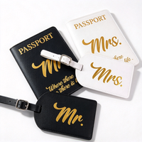 Porte-cartes en cuir PU, ensemble de couverture de passeport et d'étiquette de bagage pour Monsieur et Madame, cadeau de voyage pour couples, lune de miel, mariage, fête nuptiale