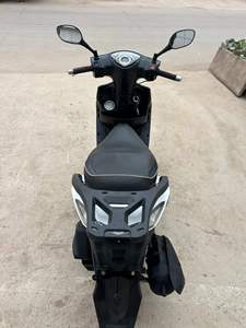 <span class=keywords><strong>Scooter</strong></span> à essence <span class=keywords><strong>Suzuki</strong></span> 4 temps 150 cm³ monocylindre refroidi par air, réservoir de carburant de 5 L, frein à disque, tout-terrain, vitesse maximale > 80 km/h, 124,6 ml - Product Image 6