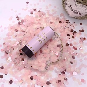 Anniversaire et <span class=keywords><strong>mariage</strong></span> Sparkler Fountain Confetti Cannon Party Popper avec accessoires <span class=keywords><strong>photo</strong></span> pour l'atmosphère de célébration - Product Image 4