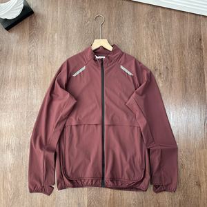 <strong>Summer</strong> Fashion Sporty Outdoor Quick-drying Men's <strong>Jacket</strong> - <strong>Lightweight</strong> Casual Sun-protective Clothing - Product Image 3