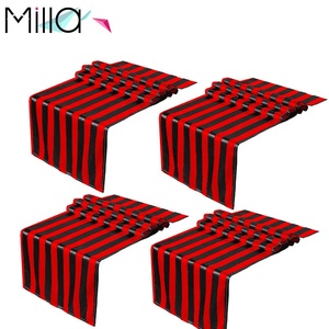 Khăn Trải Bàn Vải Sa Tanh Kẻ Sọc Màu Đen Và Trắng - Product Image 4