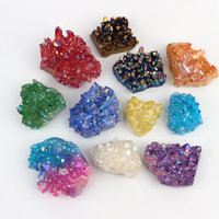 Vente en gros de grappes de cristaux naturels : Grandes grappes de quartz fantôme ange de Reiki et grappes de cristaux d'améthyste Aura bruts uniques