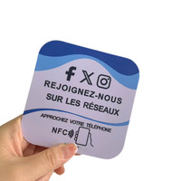Cercle de plaque d'immatriculation NFC 13.56 MHz personnalisé carte de visite adhésive en PVC et graphiques de paiement avec puce