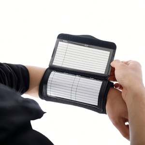 Pulsera de Fútbol Americano para Jugadores - Tarjeta de Estrategias Triple con Superficie de Borrado en Seco | Equipo de Entrenamiento para Entrenadores | Alternativa a las Libretas de Puntuación Deportiva - Product Image 1