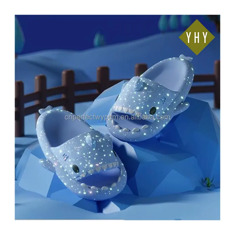 2023 Fabriek Hete Verkoop Lichtgevende Haai Slippers 4Cm Eva Sole Huis Slippers Voor Dames Mannen Nieuwe Dames Slippers