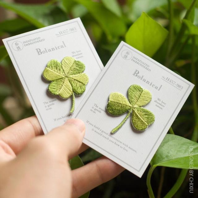Custom 3D Four Leaf Clover Embroidered Patch Bulk Heat Press Iron Patches for Garment Cartoon Badges Heart-Shaped Iron for Hats