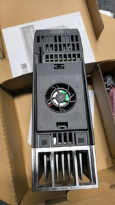 6SL3210 1KE17 5UF1 ไดรฟ์ปรับความถี่แบบกะทัดรัด ตัวควบคุมความเร็วมอเตอร์ 3 เฟส สำหรับพัดลม ปั๊ม สายพานลำเลียง ระบบอัตโนมัติ - Product Image 2