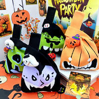 Tas Hadiah Halloween Baru, Souvenir Pesta Trick-or-Treat, Tas Permen Rajut Polyester Lipat Motif Seram dengan Bros