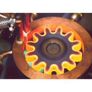 Système de chauffage par induction à service continu pour les installations de fabrication avec contrôle précis et fonctionnement économe en énergie - Product Image 1