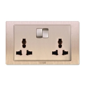 AC-Stromanschluss 13A Doppelte UK-Goldsteckdose mit Schalter - Product Image 3