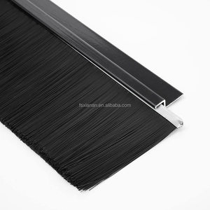 Support <span class=keywords><strong>de</strong></span> base en aluminium avec brosse à cheveux en PP, joints <span class=keywords><strong>de</strong></span> balayage anti-vent pour le <span class=keywords><strong>bas</strong></span> <span class=keywords><strong>de</strong></span> la <span class=keywords><strong>porte</strong></span> - Product Image 1