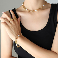Collar de Cadena de Perlas de Agua Dulce Elegante Chapado en Oro y Acero de Titanio Estilo Francés, Pulsera de Joyería de Moda con Eslabones de Cadena