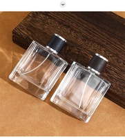 Bouteille de parfum de luxe 100ml Nouveau design Bouteille de parfum Rectangle Fournisseur de bouteilles en verre pour dames