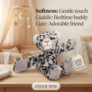 Peluche personnalisée en gros, léopard des neiges assis aux grands yeux, en coton PP brodé, jouet doux en forme d'animal sauvage, idéal comme doudou. - Product Image 1