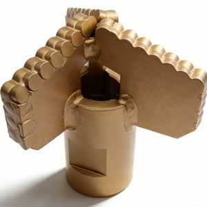 تصنيع المعدات الأصلية ODM 3 أجنحة PDC بت السحب لاستخراج خام المياه عالية القوة الماس الصناعي تصاميم مخصصة الطلبات السائبة - Product Image 5