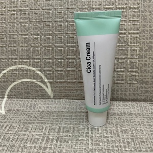 Crème réparatrice pour le visage Snowgrass <span class=keywords><strong>Cica</strong></span> - Squalane et acide ascorbique - Améliore les taches brunes et répare les peaux sensibles - Product Image 1