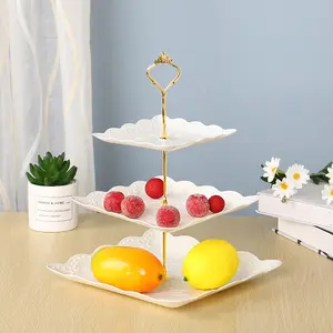 Hete Verkopende Vierkante Hoofse Plastic Taartstandaard Voor Bruiloftsfeest Banca De Bolos Fruit Dessert Dienblad 3 Tier Cake Stand