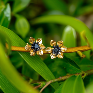 Fashion <b>Stud</b> <b>Earrings</b> 316L Stainless Steel PVD Gold Plating Sustainable Resistant Flower Design - Product Image 3