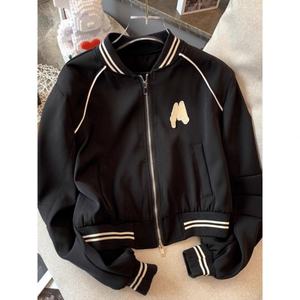 แจ็คเก็ตเบสบอลสไตล์แฟชั่นสำหรับผู้หญิง แจ็คเก็ตสั้นแต่งพู่เท่ๆ สบายๆ สีขาว ทำจากผ้าเดนิม - Product Image 2