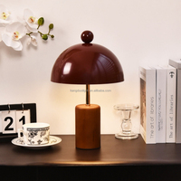 Lampe de table moderne vintage à abat-jour en forme de champignon, base en bois massif, tige en métal, lampe de chevet pour chambre à coucher, salon, décoration de la maison