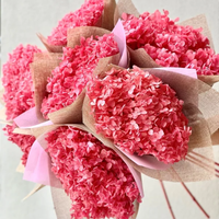 Boutique de fleurs d'hortensias artificielles séchées et préservées en couches, pour la décoration de mariages et d'événements