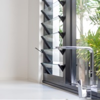 Fenêtre à persiennes verticale réglable en Offre Spéciale personnalisée fenêtre à jalousie fixe en verre à cadre en aluminium moderne de haute qualité