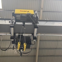 Grue à portique électrique rotative tout-terrain de 2 tonnes pour le chargement/déchargement en usine et sur chantier (Nouveau)