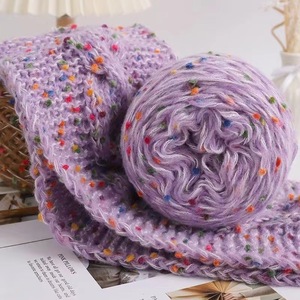 Fil à écharpe en <span class=keywords><strong>laine</strong></span> mélangée OE 7s, teint en dégradé, super doux, moelleux, chaud, anti-boulochage, 125g, mélange artisanal de fils colorés arc-en-ciel pour la vente en gros - Product Image 4