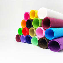 Rouleau <span class=keywords><strong>de</strong></span> drap <span class=keywords><strong>de</strong></span> <span class=keywords><strong>lit</strong></span> non tissé en tissu non tissé pour la fabrication <span class=keywords><strong>de</strong></span> matelas barrière paysage tissu couvre-sol Commercial - Product Image 3