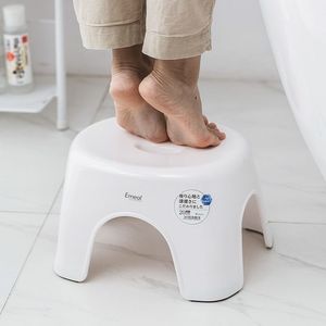 Tabouret de bain Asvel en plastique antidérapant, petite taille, pour personnes âgées et bébés, utilisation dans la salle de bain - Product Image 1